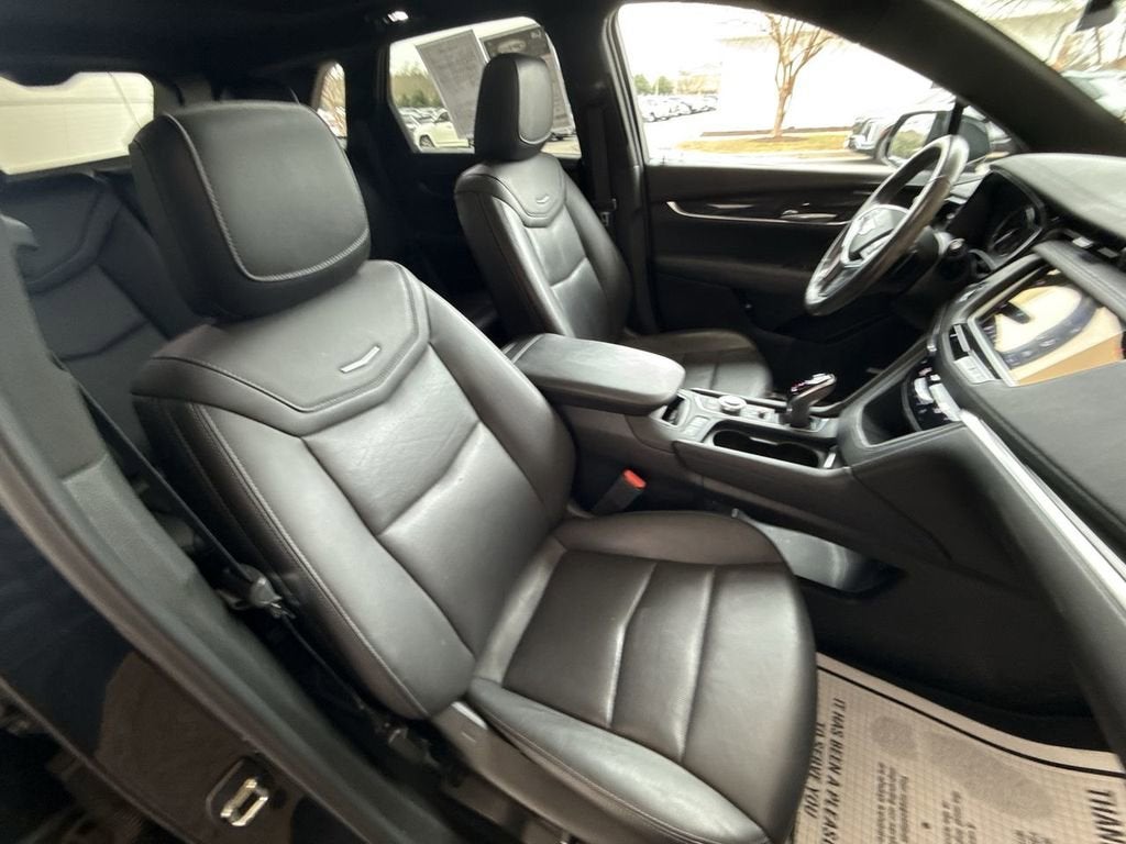 2022 Cadillac XT5 Premium Luxury