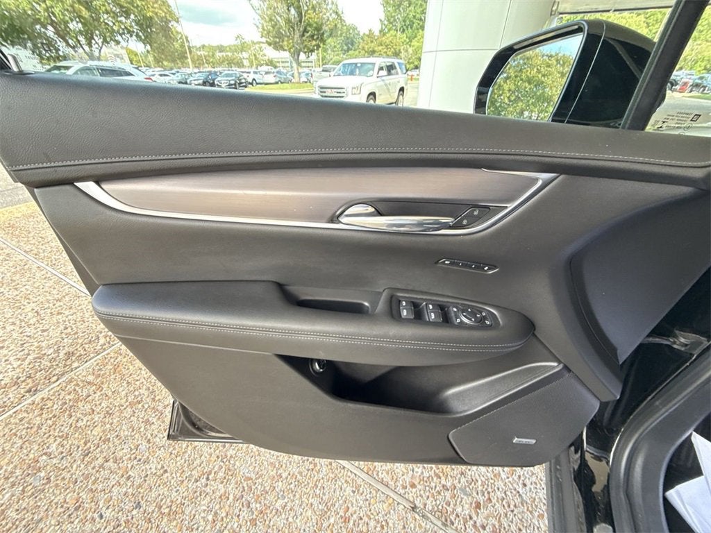 2022 Cadillac XT6 Luxury