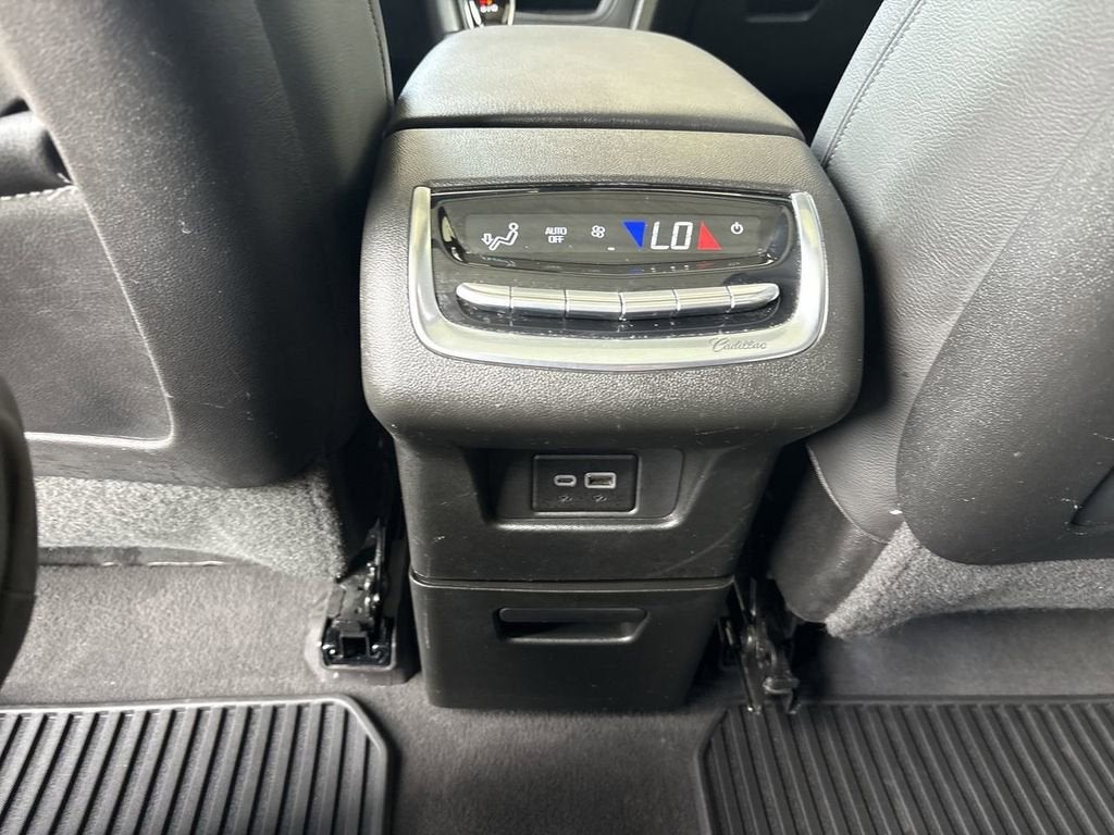 2024 Cadillac XT6 Luxury