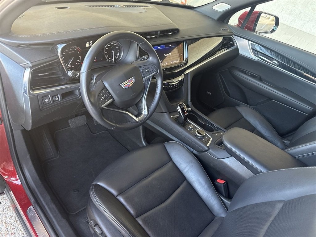 2025 Cadillac XT6 Premium Luxury