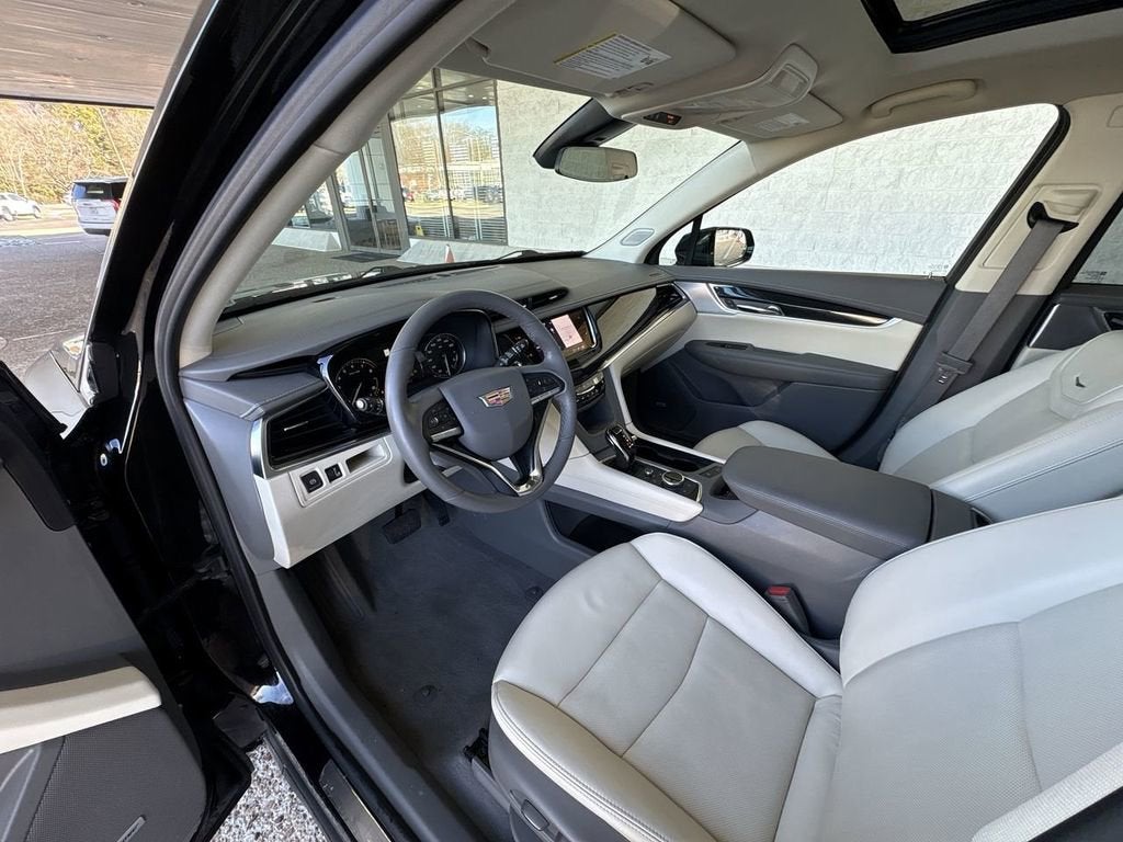 2025 Cadillac XT6 Premium Luxury