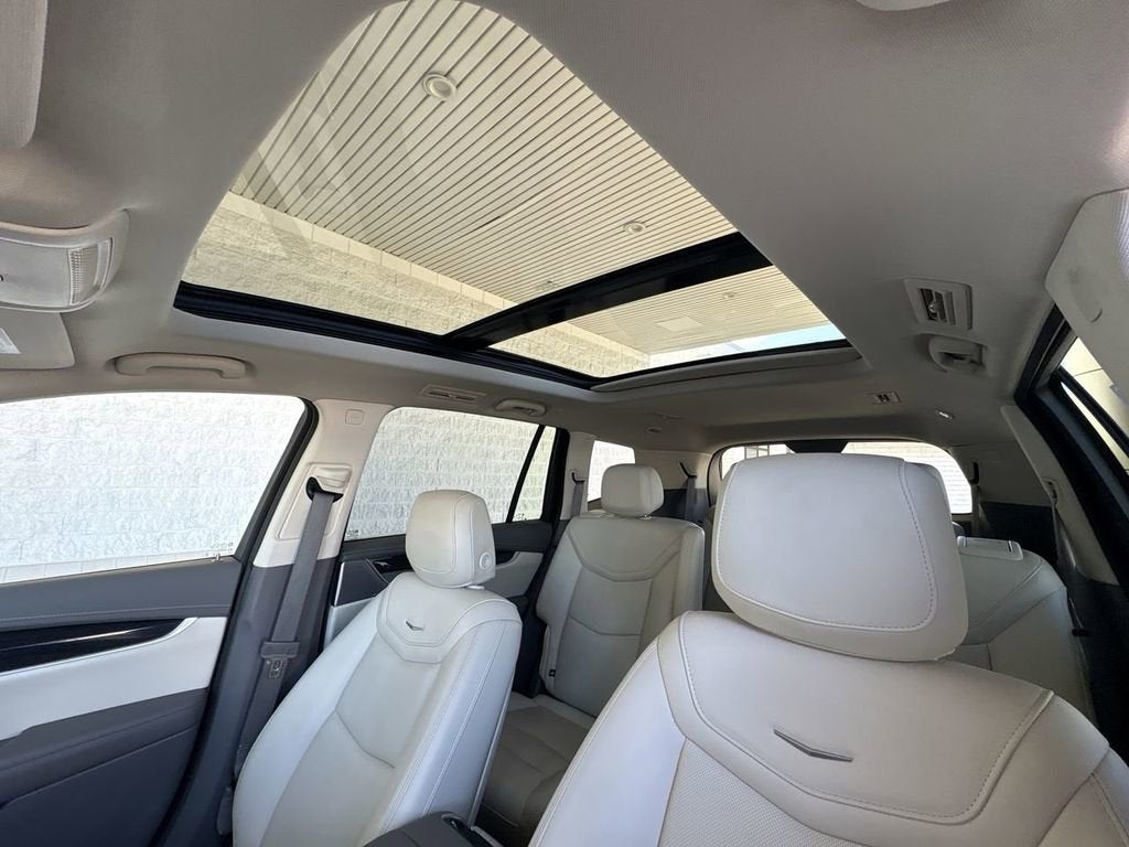 2025 Cadillac XT6 Premium Luxury