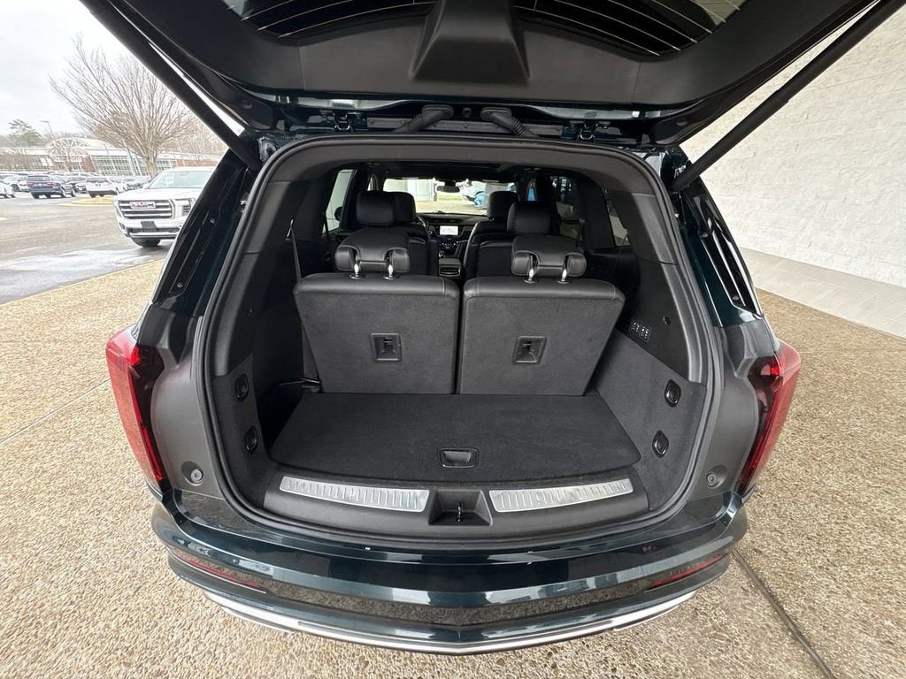 2025 Cadillac XT6 Premium Luxury