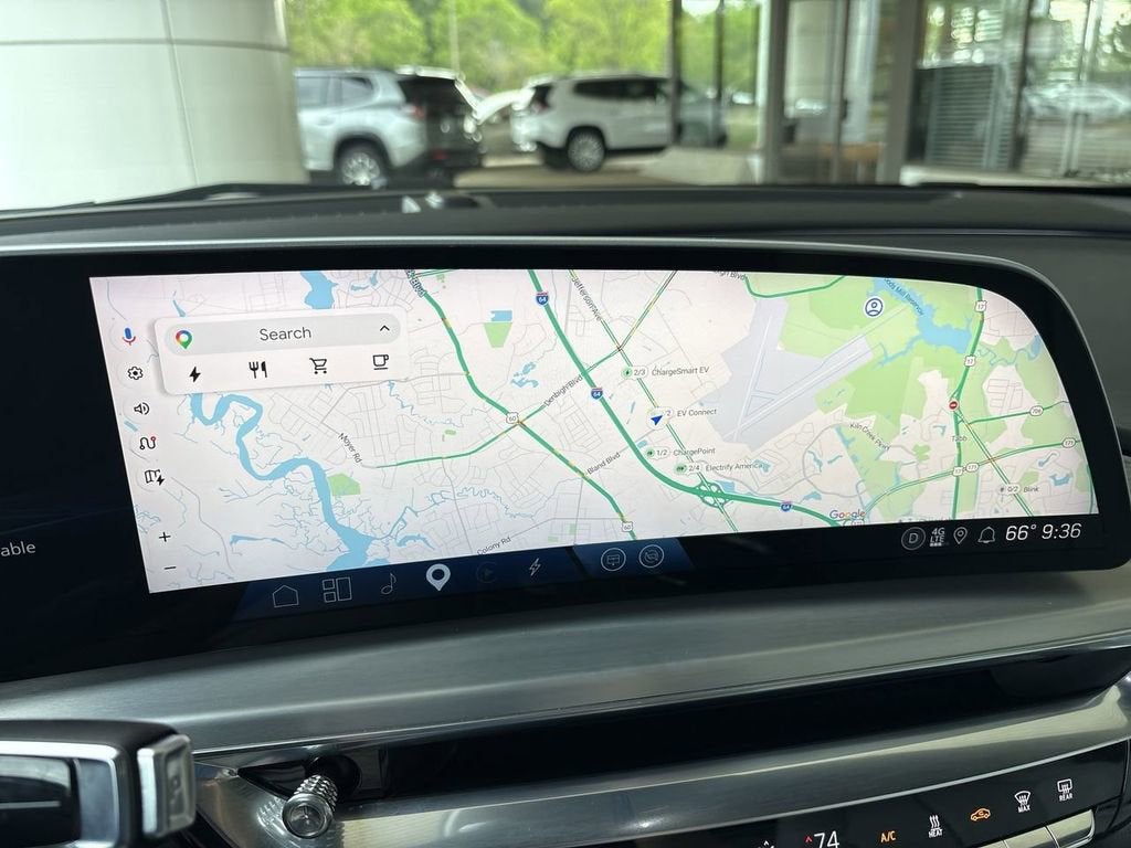 2023 Cadillac LYRIQ Luxury