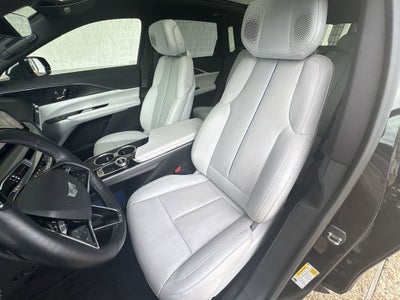2023 Cadillac LYRIQ Luxury