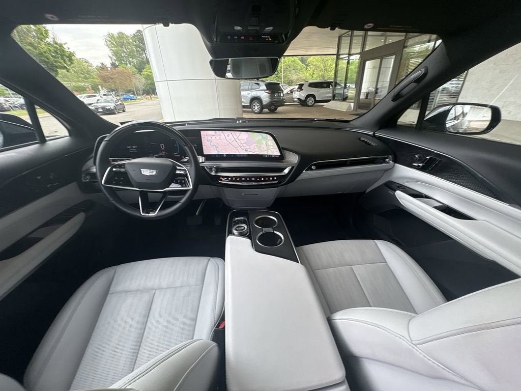 2023 Cadillac LYRIQ Luxury