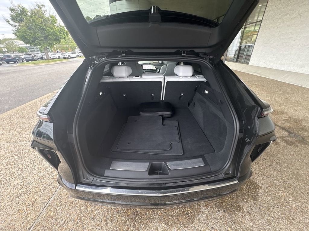 2023 Cadillac LYRIQ Luxury