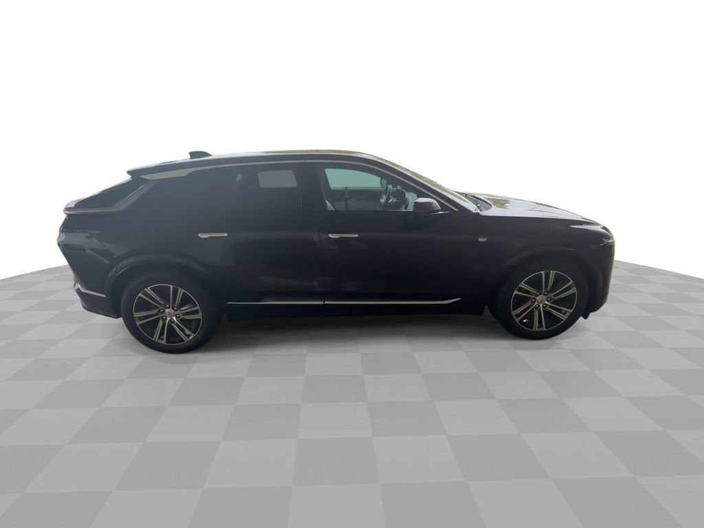 2023 Cadillac LYRIQ Luxury