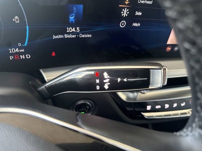 2025 Cadillac LYRIQ Luxury 1