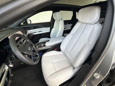 2025 Cadillac LYRIQ Luxury 1