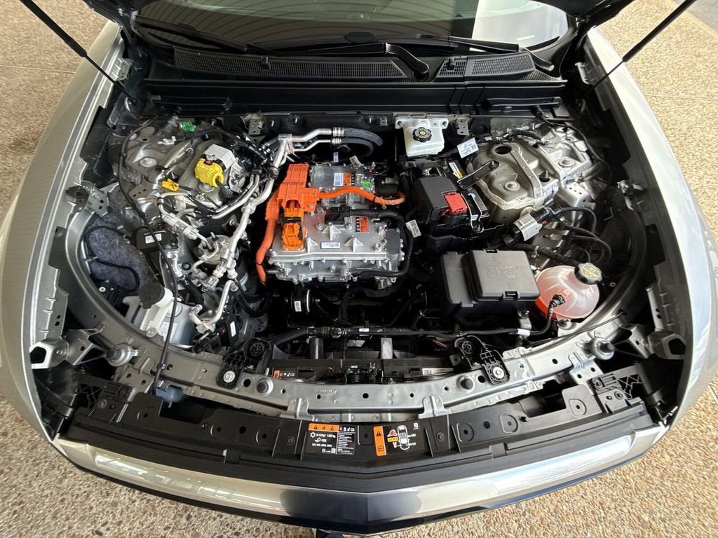 2025 Cadillac LYRIQ Luxury 1