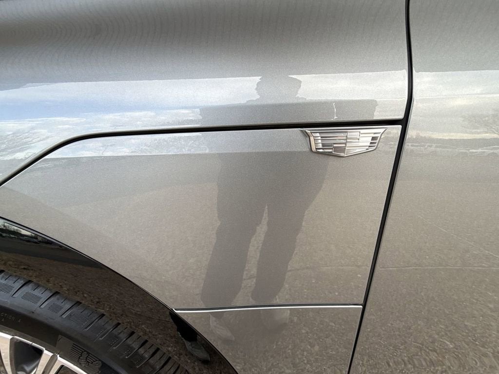 2025 Cadillac LYRIQ Luxury 1