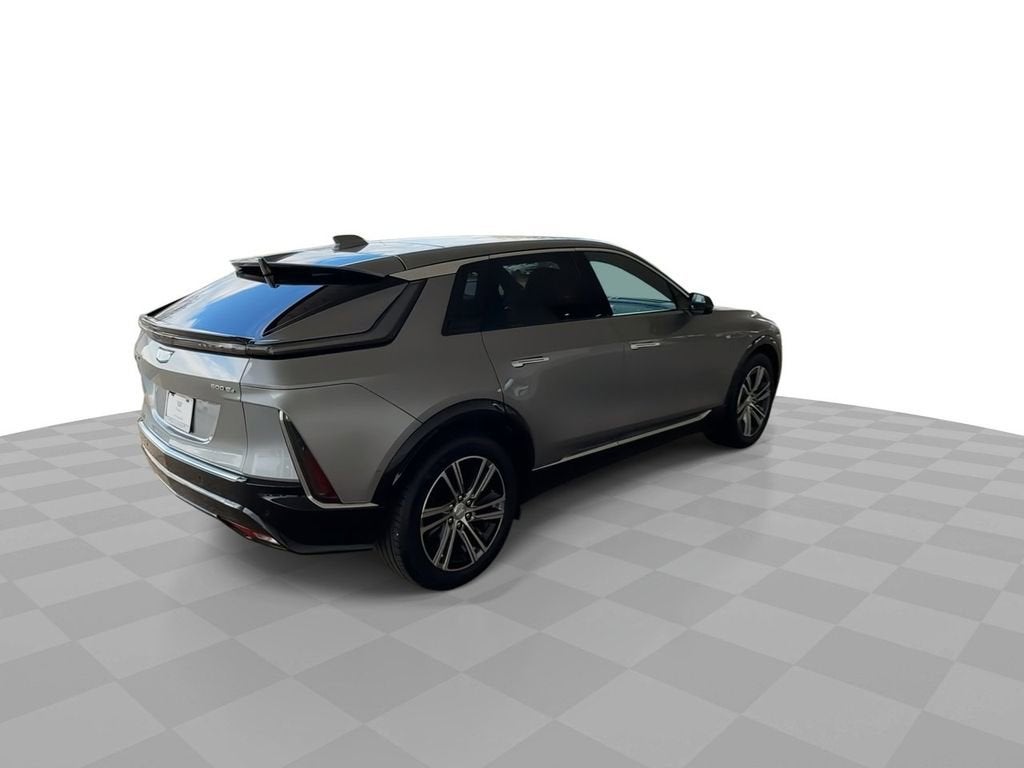 2025 Cadillac LYRIQ Luxury 1