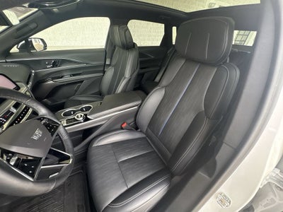 2025 Cadillac LYRIQ Luxury 1