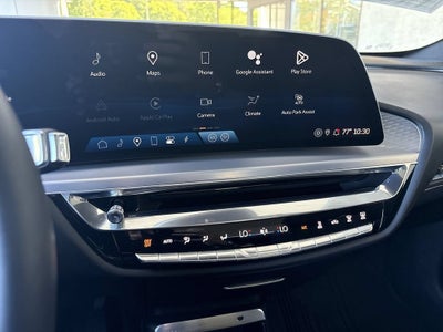 2024 Cadillac LYRIQ Luxury 1