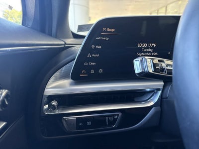 2024 Cadillac LYRIQ Luxury 1