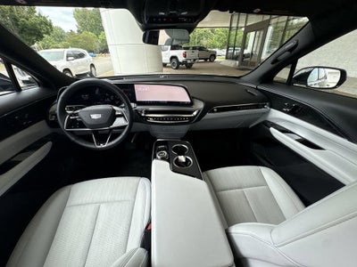 2024 Cadillac LYRIQ Luxury 1