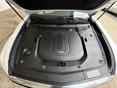 2024 Cadillac LYRIQ Luxury 1