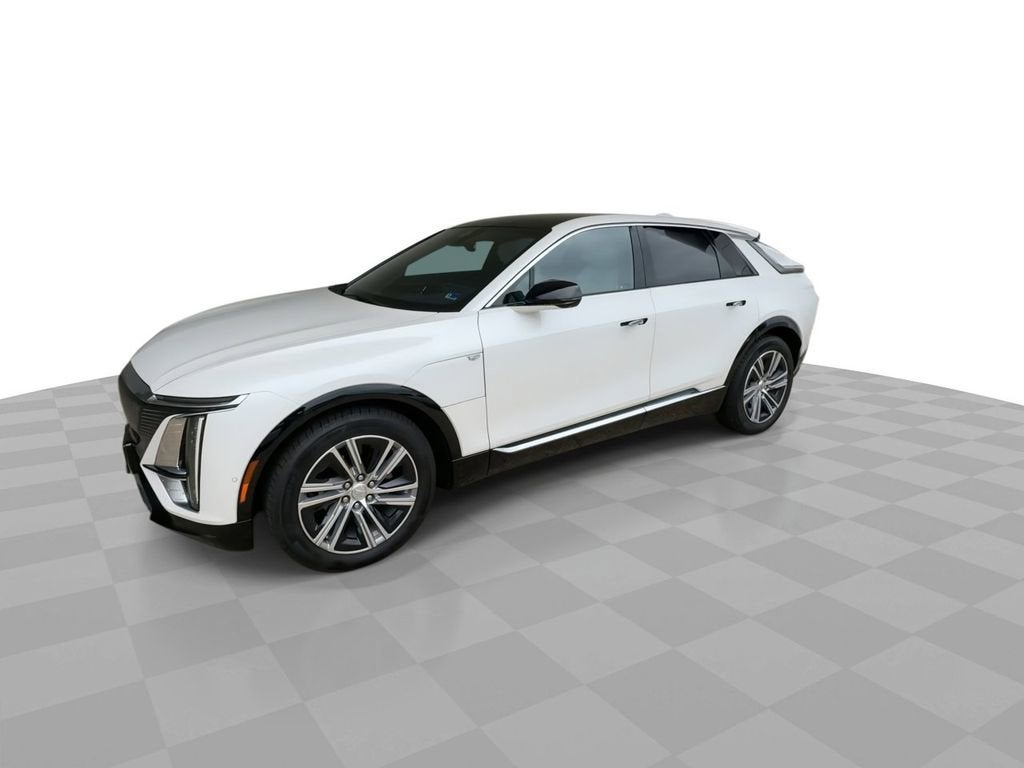 2024 Cadillac LYRIQ Luxury 1