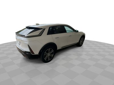 2024 Cadillac LYRIQ Luxury 1
