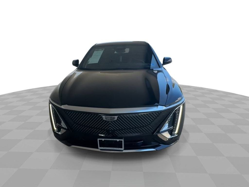 2024 Cadillac LYRIQ Luxury 1
