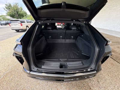 2024 Cadillac LYRIQ Luxury 1