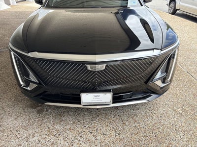 2024 Cadillac LYRIQ Luxury 1