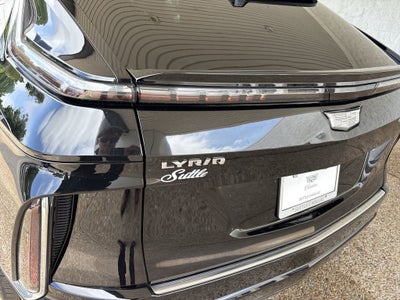 2024 Cadillac LYRIQ Luxury 1