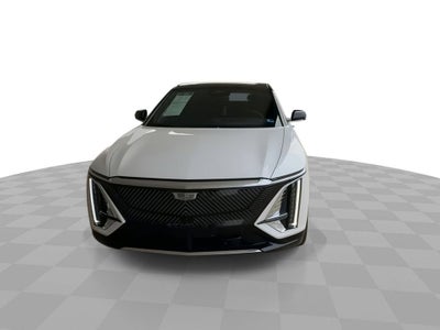 2025 Cadillac LYRIQ Luxury 2