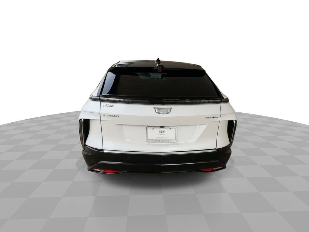 2025 Cadillac LYRIQ Luxury 2