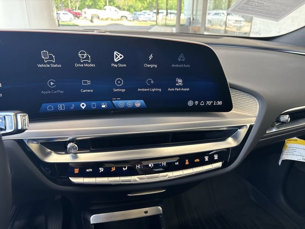 2025 Cadillac LYRIQ Luxury