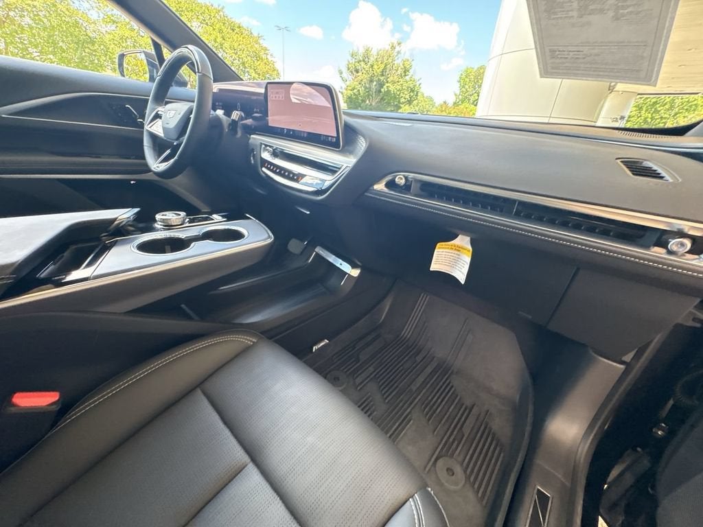 2025 Cadillac LYRIQ Luxury