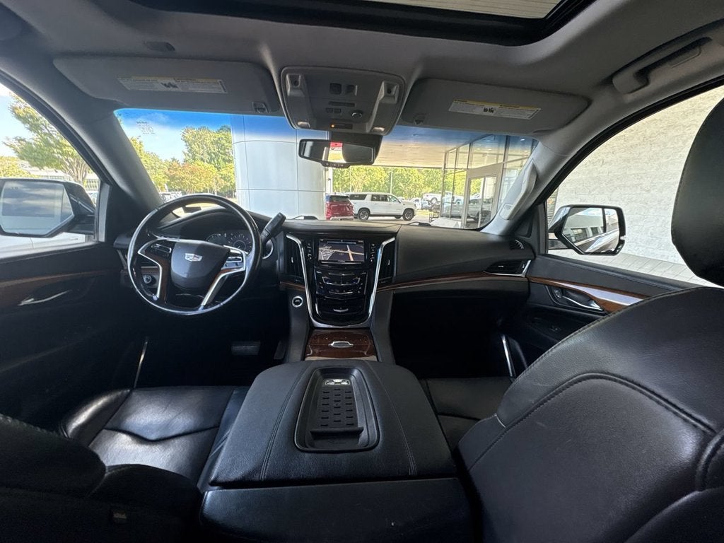 2016 Cadillac Escalade Luxury Collection