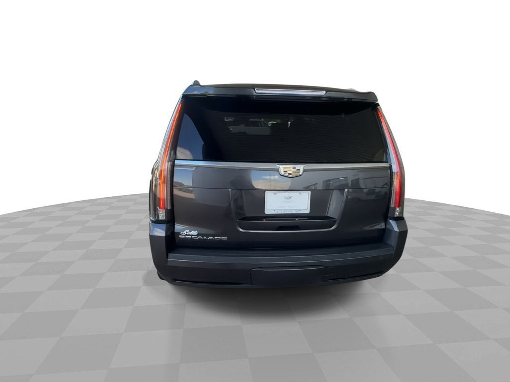 2016 Cadillac Escalade Luxury Collection