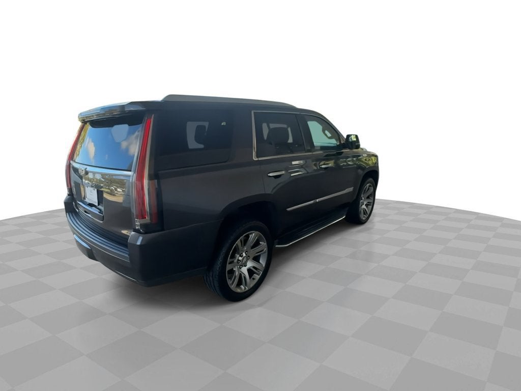 2016 Cadillac Escalade Luxury Collection