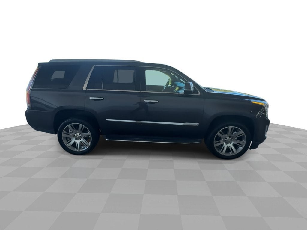 2016 Cadillac Escalade Luxury Collection