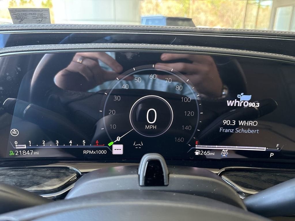 2023 Cadillac Escalade Premium Luxury