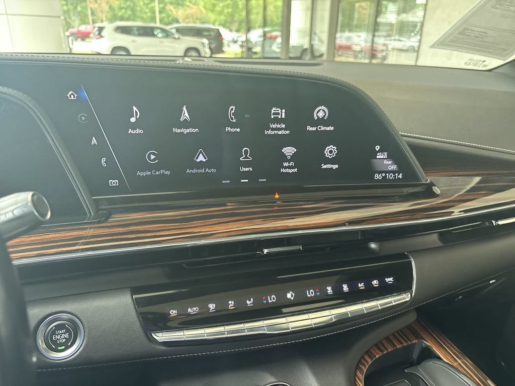2022 Cadillac Escalade Premium Luxury