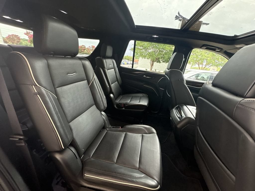 2022 Cadillac Escalade Premium Luxury