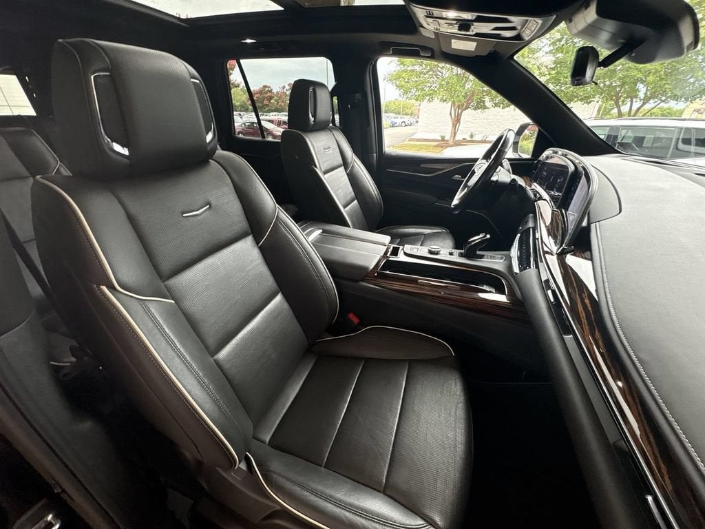 2022 Cadillac Escalade Premium Luxury