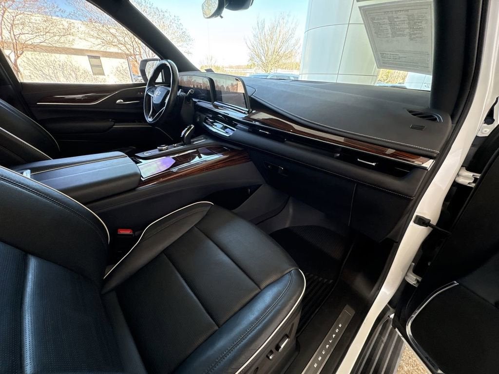 2022 Cadillac Escalade Premium Luxury