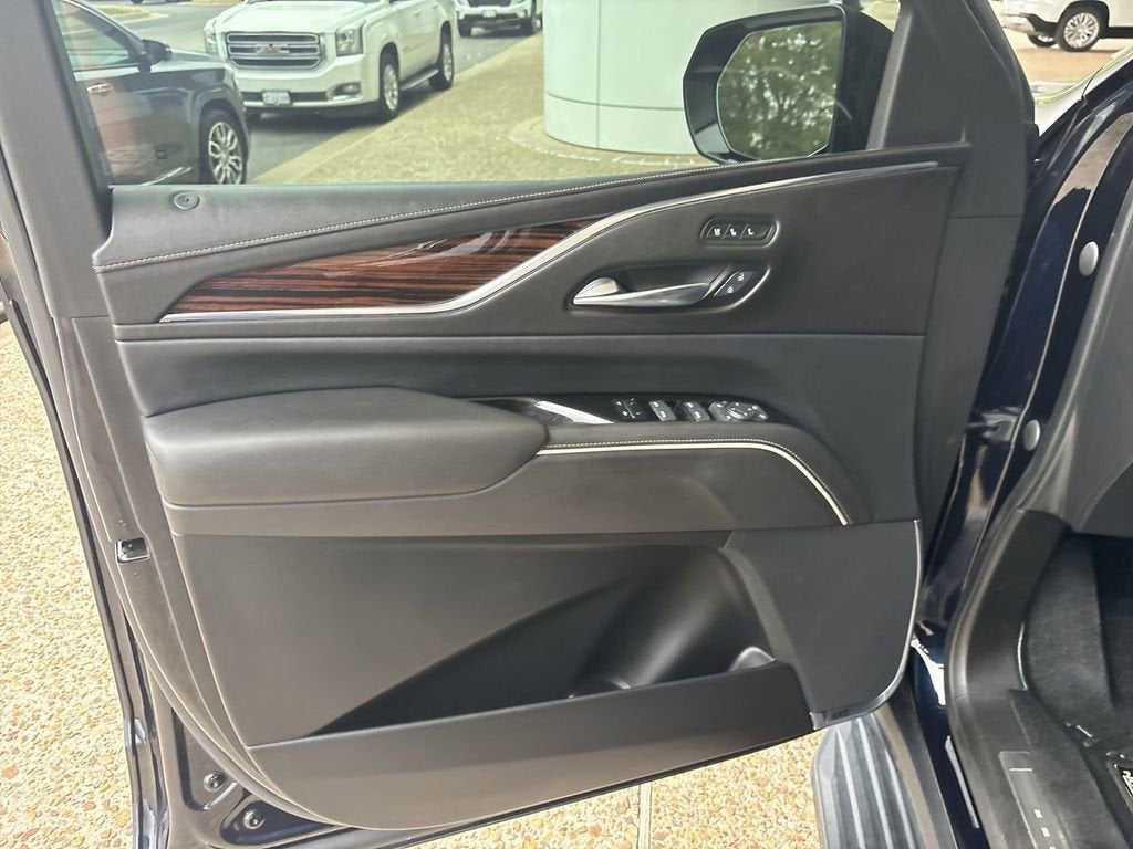 2021 Cadillac Escalade Premium Luxury