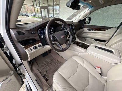 2017 Cadillac Escalade ESV Luxury