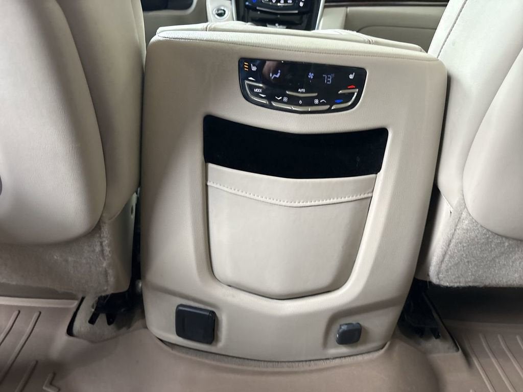 2017 Cadillac Escalade ESV Luxury