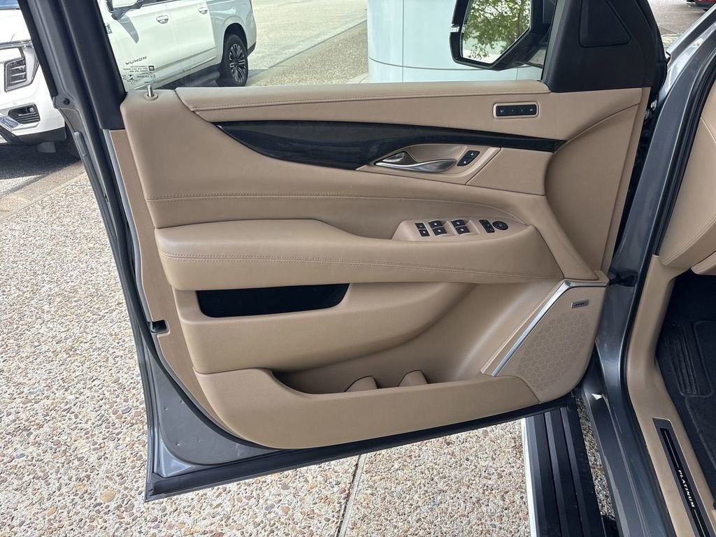 2019 Cadillac Escalade ESV Platinum