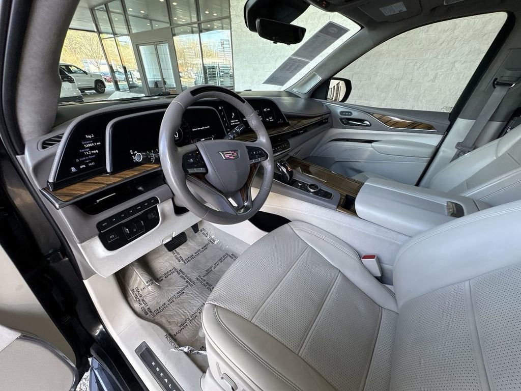 2022 Cadillac Escalade ESV Premium Luxury Platinum
