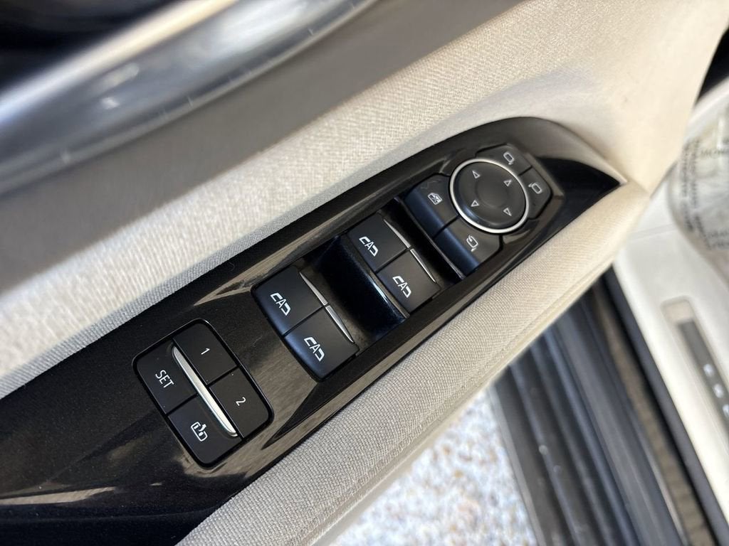 2022 Cadillac Escalade ESV Premium Luxury Platinum