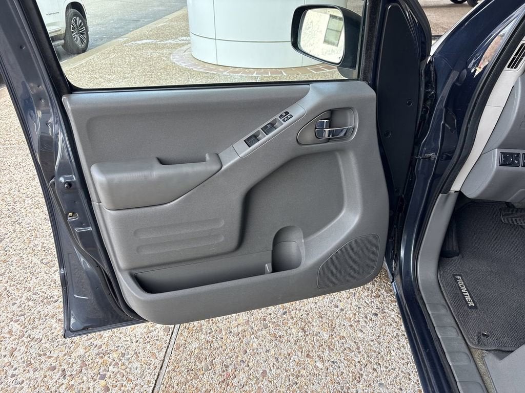 2016 Nissan Frontier S