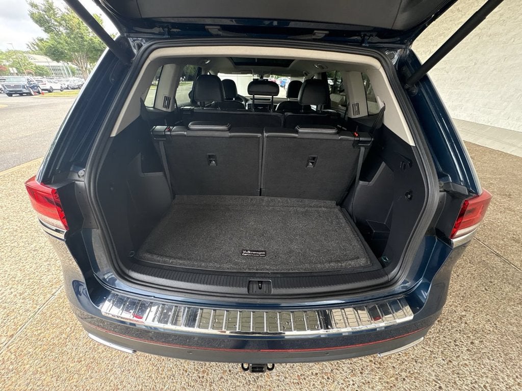 2021 Volkswagen Atlas 3.6L V6 SE w/Technology