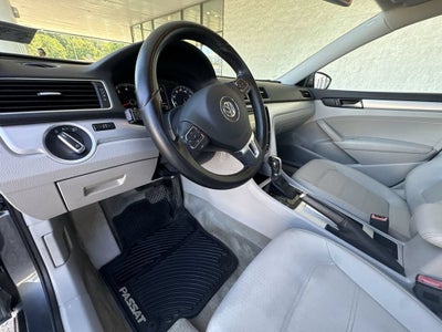 2012 Volkswagen Passat 2.5L SE